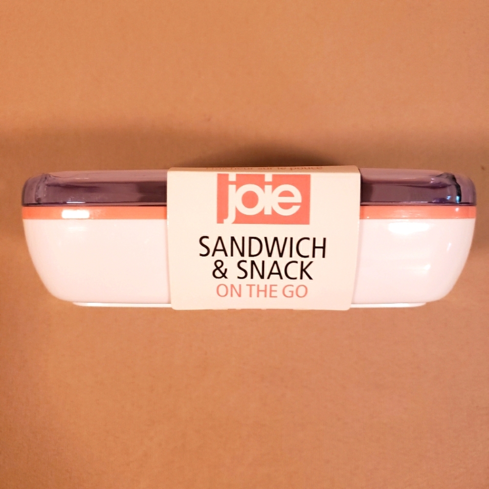 JOIE SANDWICH AND SNACK CONTAINER - Picture 2 of 4